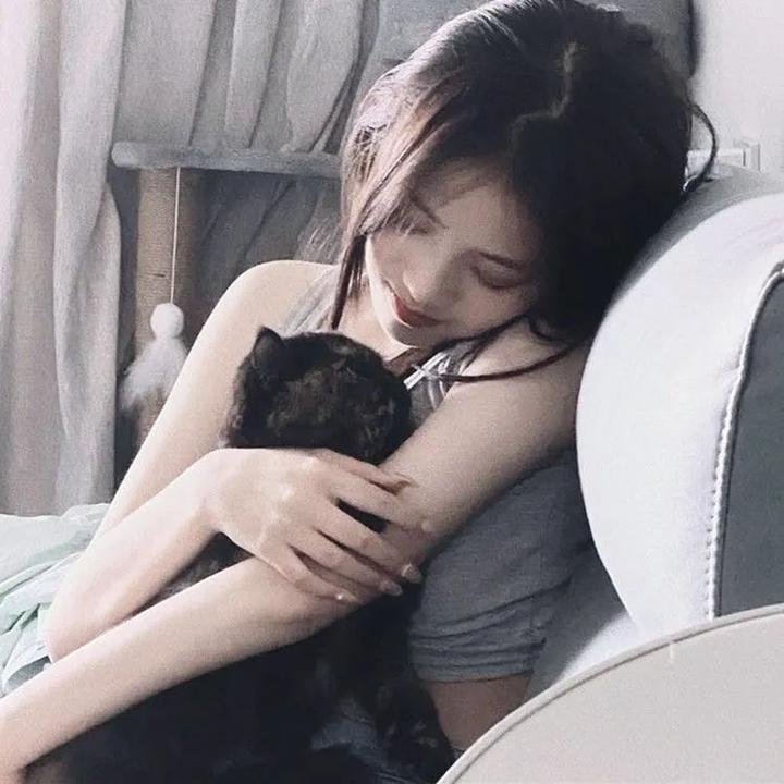 没事儿偷着乐